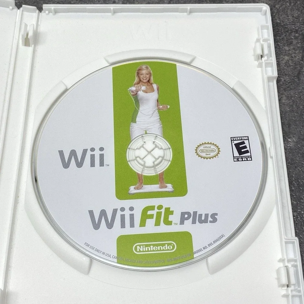 Nintendo Wii‎ Fit and Fit Plus Zumba Fitness Core Bundle Working